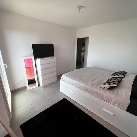 Appartement T3 Cosy, Neuf Et Ensoleille à Marseille Extérieur photo